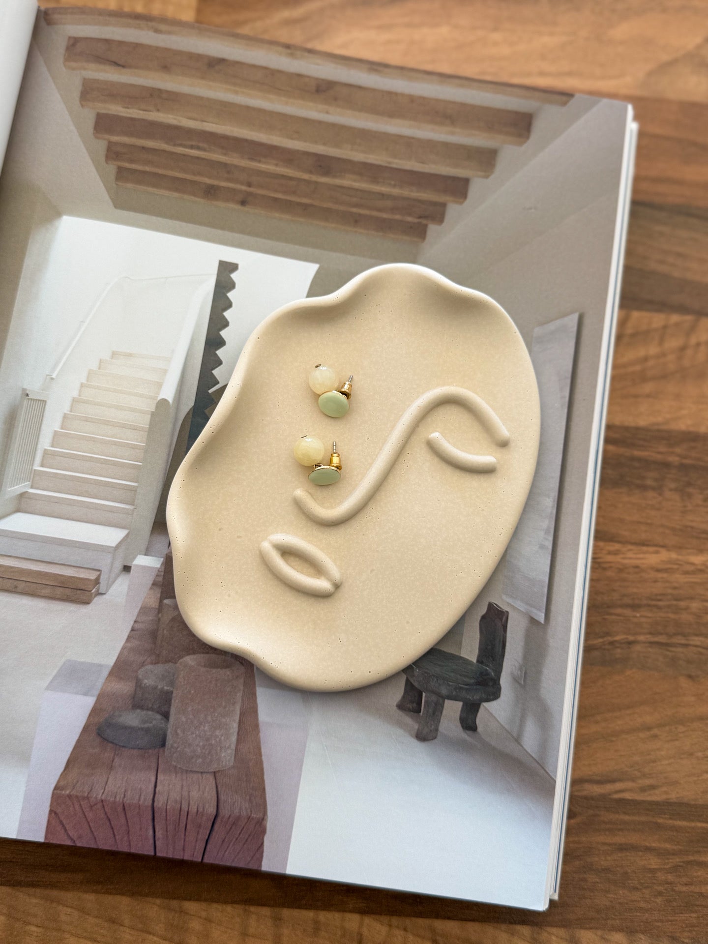 Línea Tray
